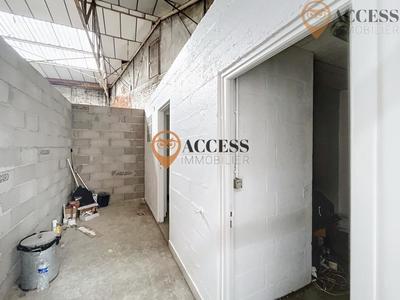 Parking / Garage - 94 m²