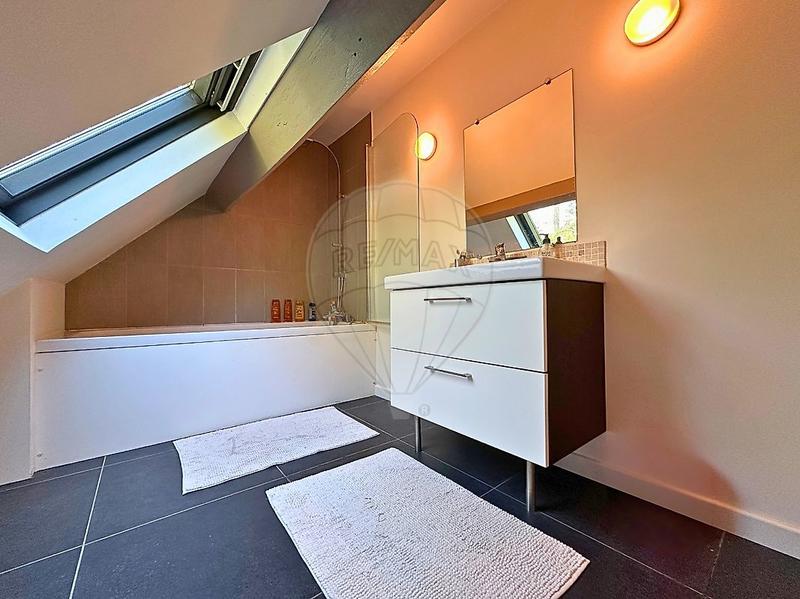 Maison - 175 m² - 8 pièces