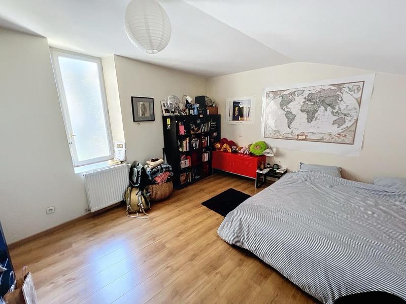 Duplex - 158 m² - 6 pièces