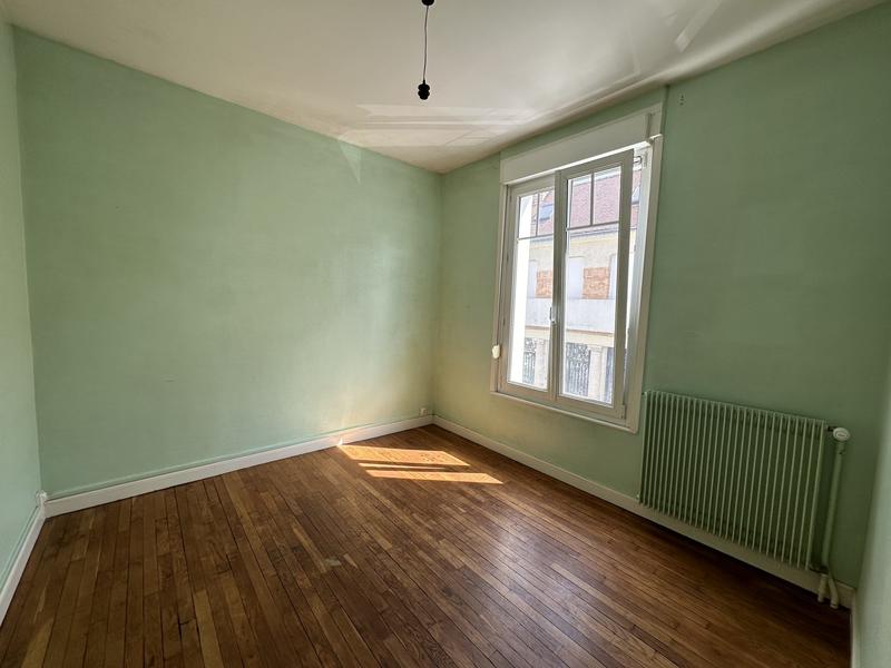 Maison - 200 m² - 8 pièces