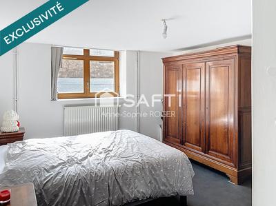 Appartement - 141 m² - 5 pièces