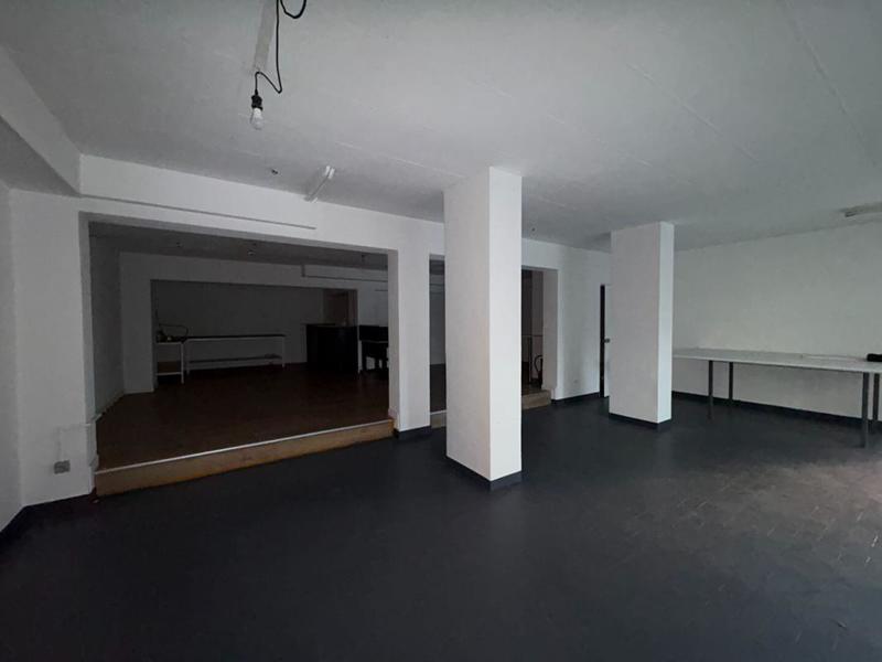 Local commercial - 97 m² - 2 pièces