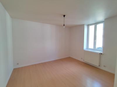 Maison - 81 m² - 5 pièces