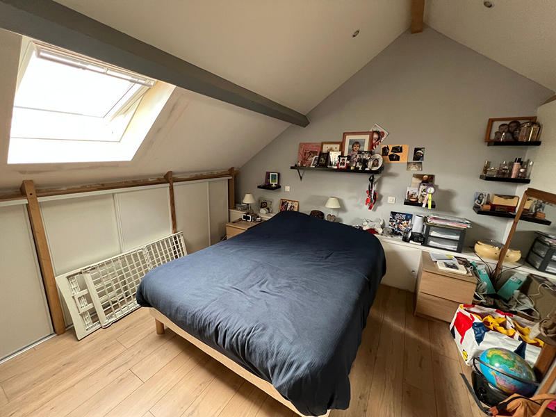 Maison - 90 m² - 5 pièces