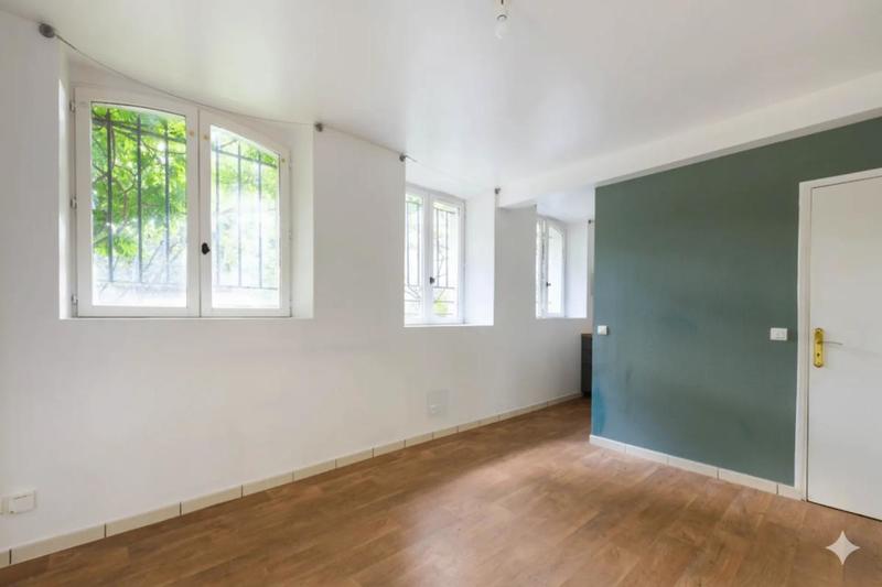 Studio - 23 m² - 1 pièce