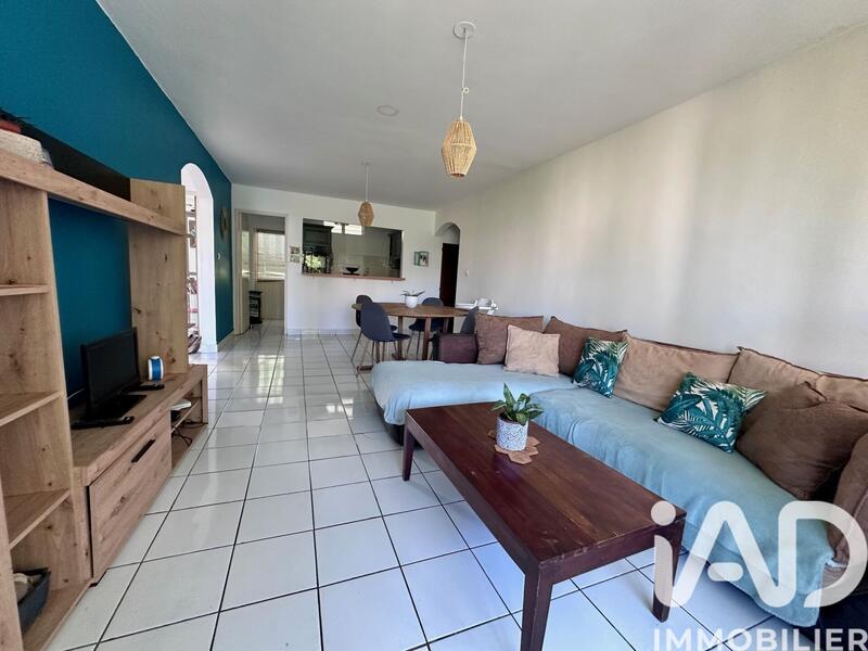 Appartement - 75 m² - 3 pièces