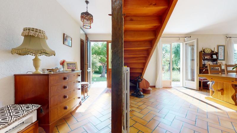 Maison traditionnelle - 177 m² - 6 pièces