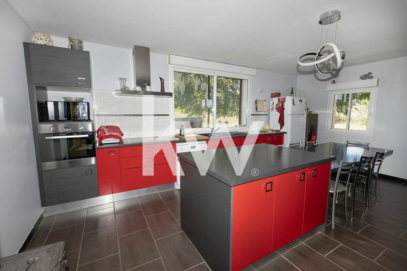 Maison - 125 m² - 5 pièces