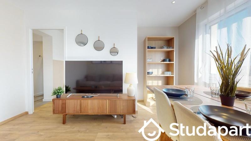 Chambre - 13 m² - 1 pièce