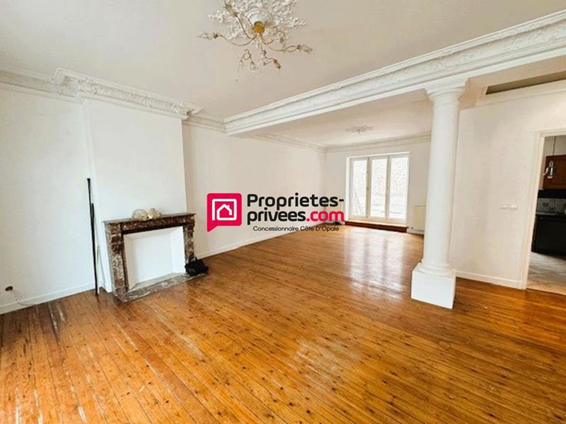 Maison - 226 m² - 8 pièces