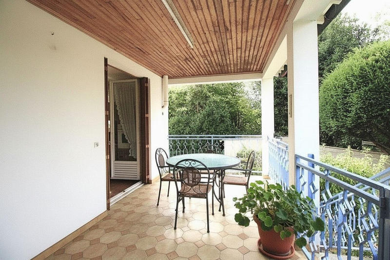 Maison - 100 m² - 6 pièces