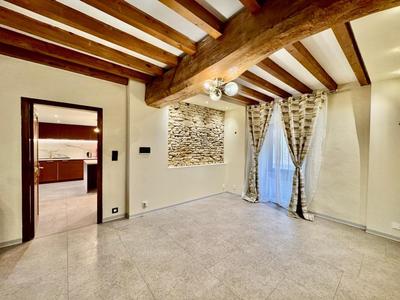 Demeure - 202 m² - 8 pièces