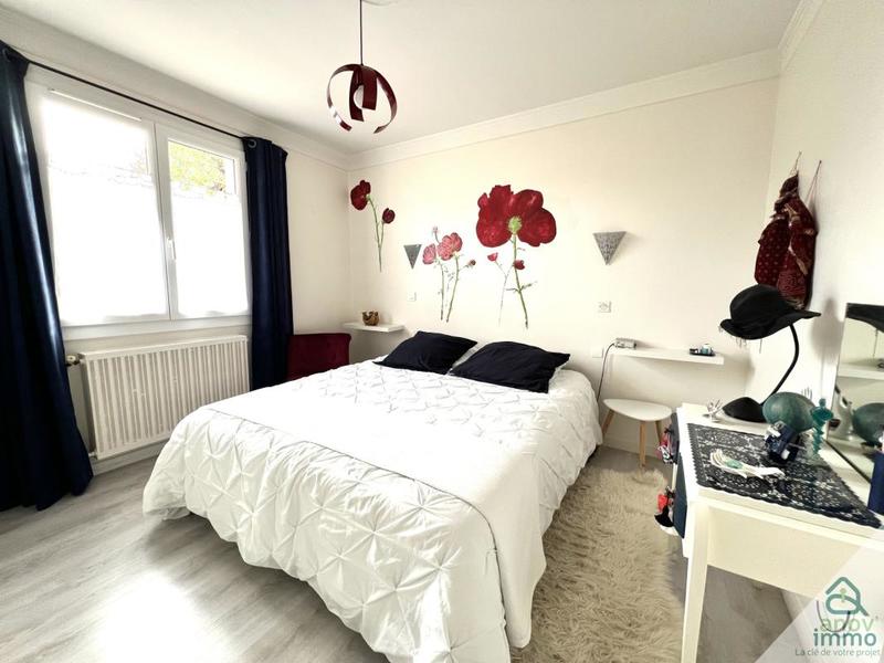 Maison - 104 m² - 5 pièces