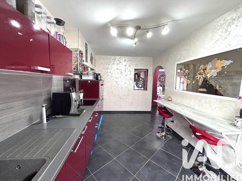 Maison - 197 m² - 8 pièces