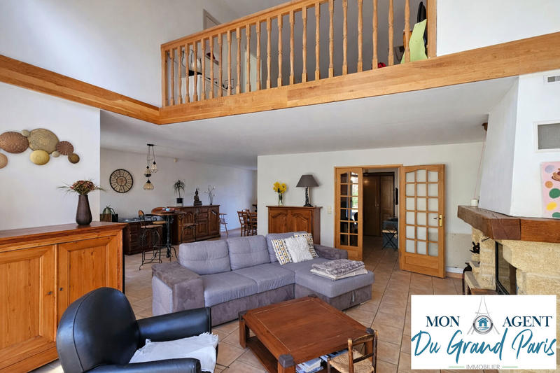 Maison - 169 m² - 6 pièces