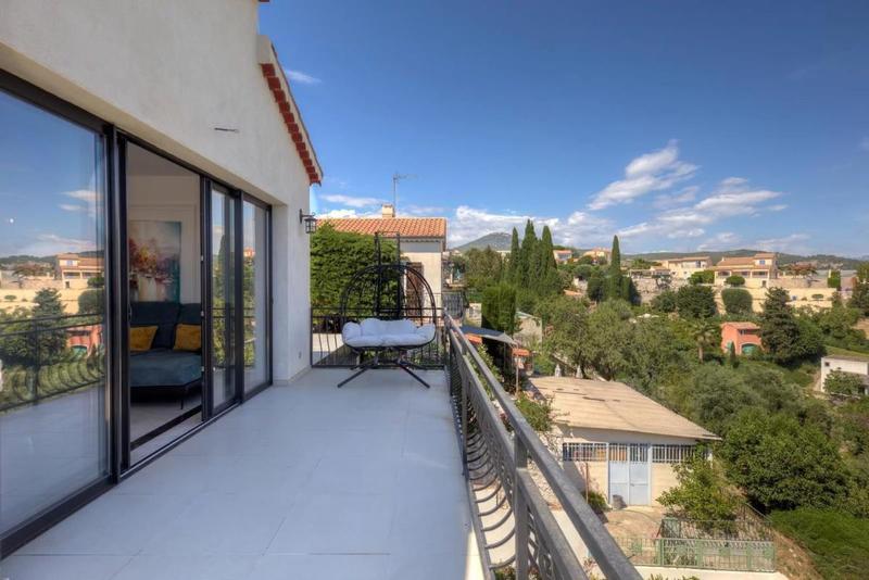 Villa - 137 m² - 5 pièces