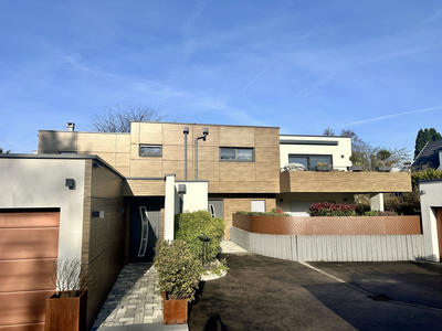 Appartement - 92 m² - 3 pièces