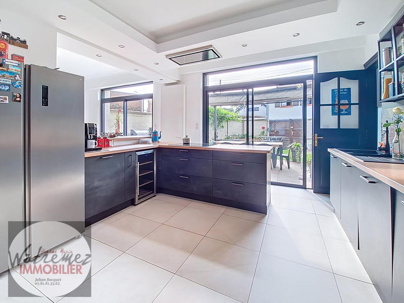 Maison - 185 m² - 7 pièces