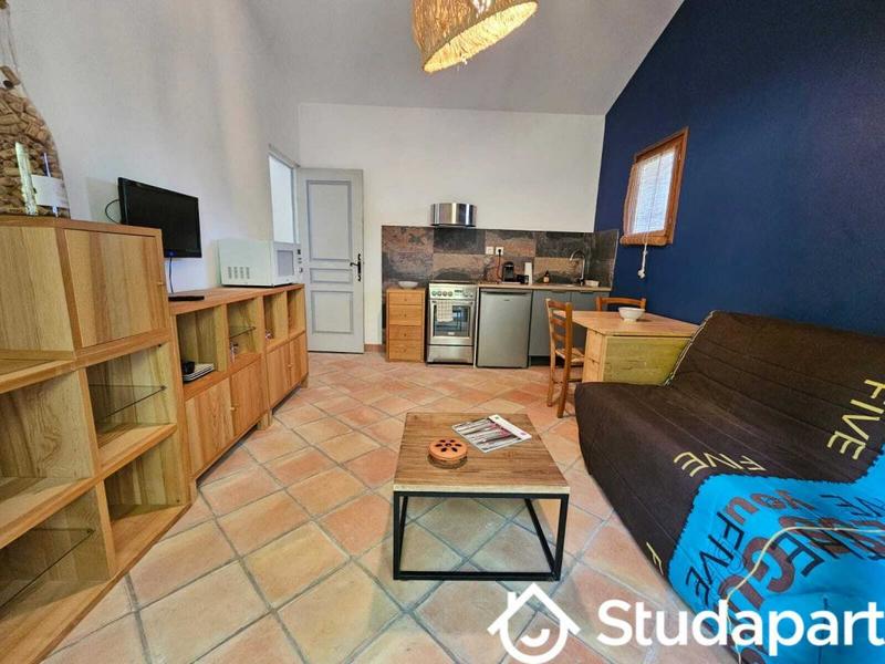 Chambre - 12 m² - 1 pièce