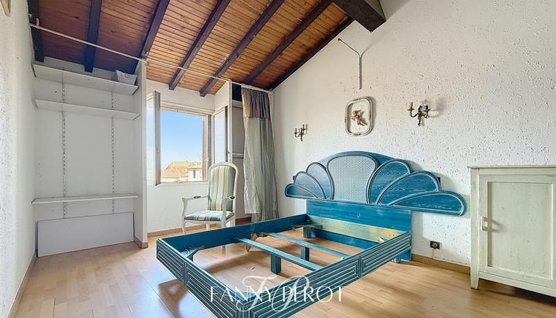 Maison - 148 m² - 5 pièces