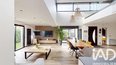 Maison de maîtres - 140 m² - 6 pièces