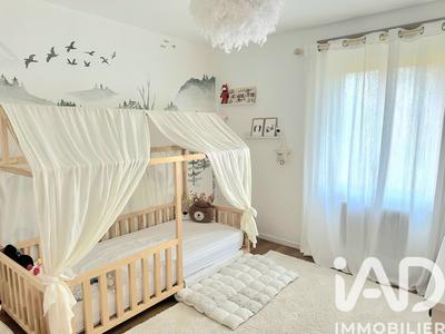 Maison - 90 m² - 5 pièces