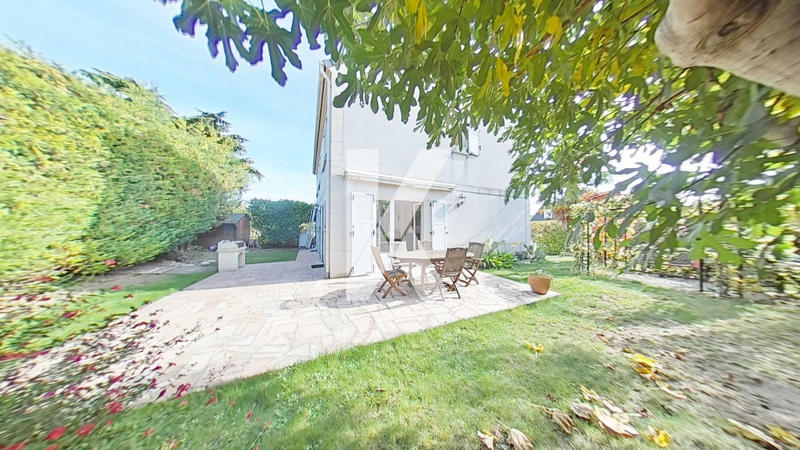 Maison - 144 m² - 6 pièces