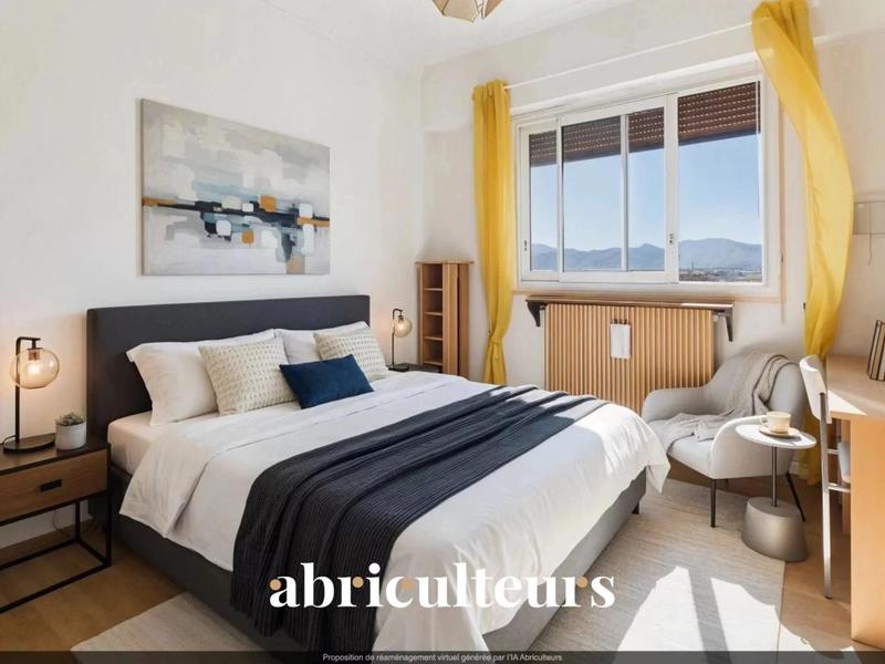 Appartement ancien - 93 m² - 6 pièces