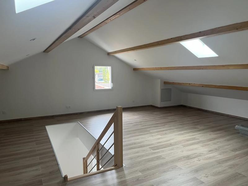 Maison - 123 m² - 7 pièces