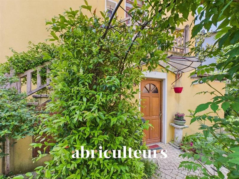 Maison - 123 m² - 6 pièces