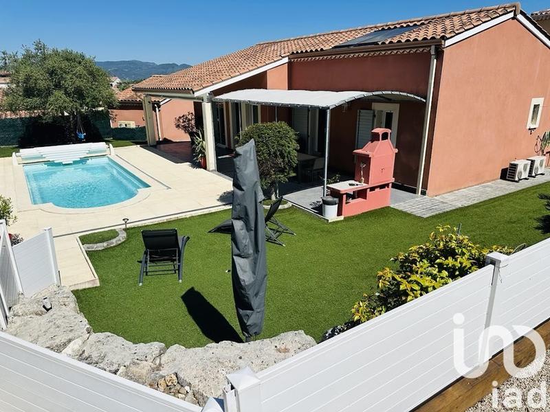 Maison - 117 m² - 4 pièces