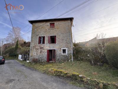 Maison de village - 94 m² - 4 pièces