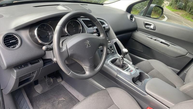 Peugeot 3008 1.6 HDi 115 Active