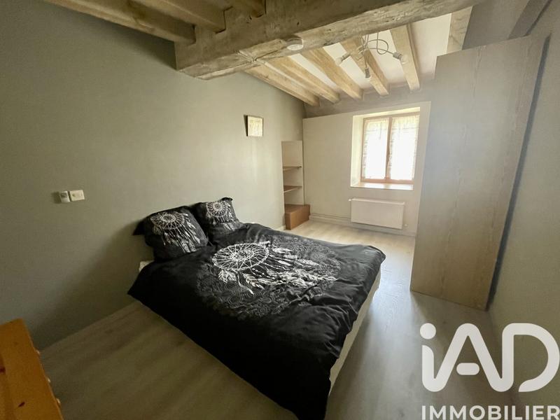 Maison - 256 m² - 8 pièces