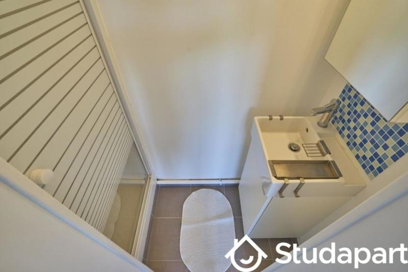 Chambre - 14 m² - 1 pièce