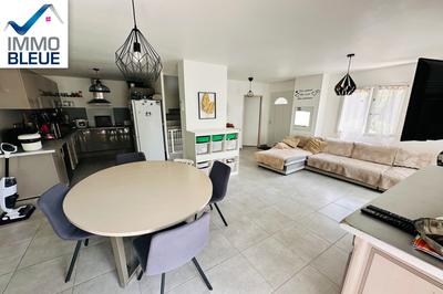 Villa - 82 m² - 4 pièces