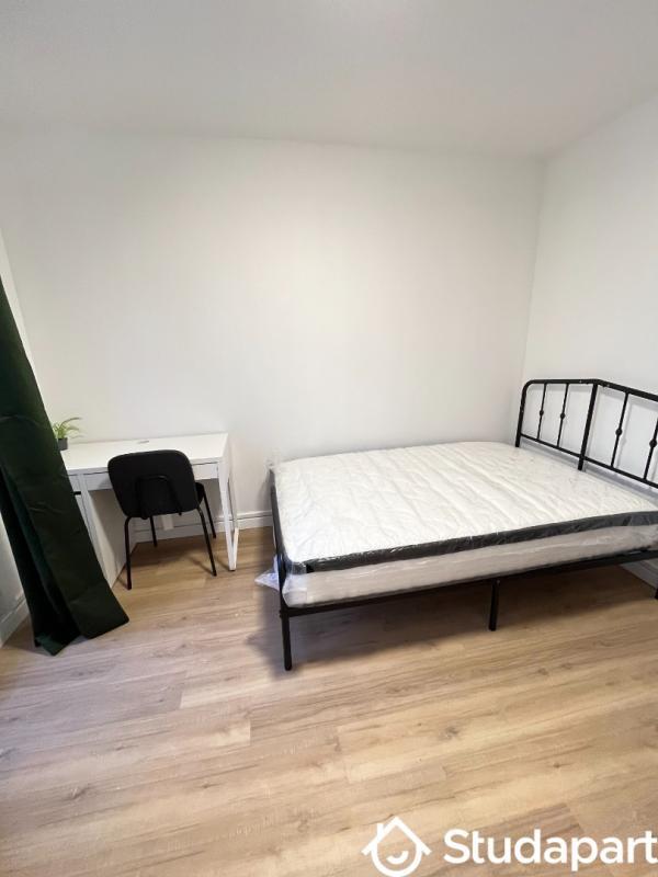 Chambre - 9 m² - 1 pièce