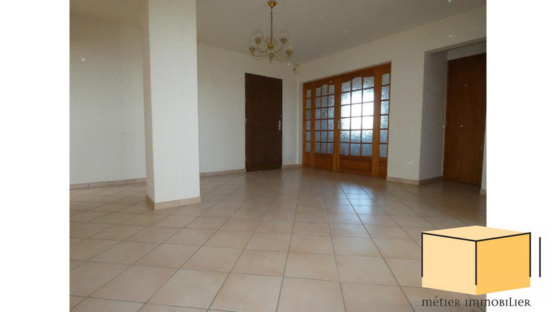 Maison - 203 m² - 5 pièces