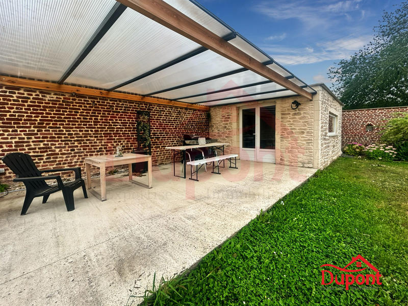 Maison - 245 m² - 10 pièces