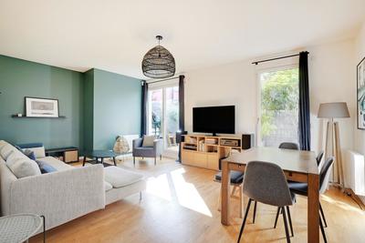 Appartement ancien - 98 m² - 4 pièces