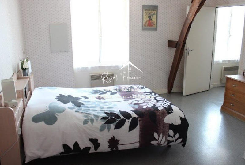 Maison ancienne - 560 m² - 30 pièces