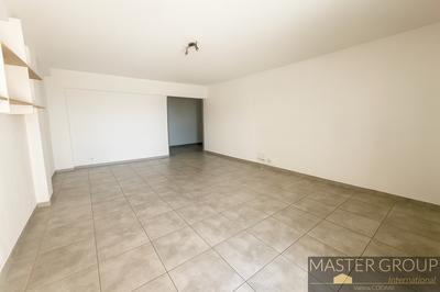 Appartement - 97 m² - 4 pièces