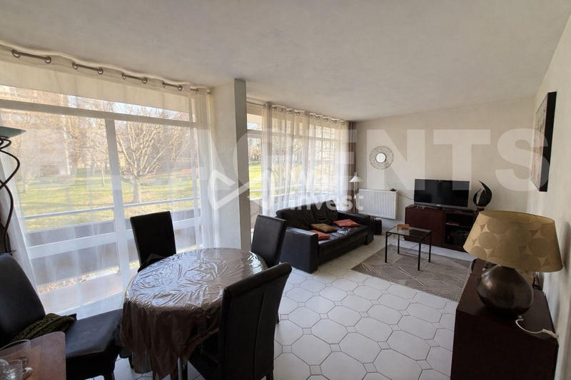 Appartement - 77 m² - 3 pièces