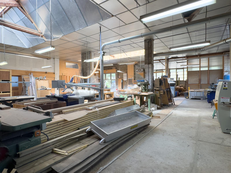 Local commercial - 645 m²