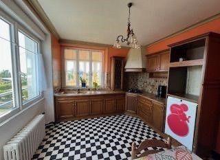 Maison - 110 m² - 6 pièces