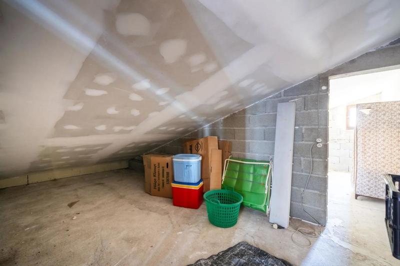 Maison - 94 m² - 4 pièces