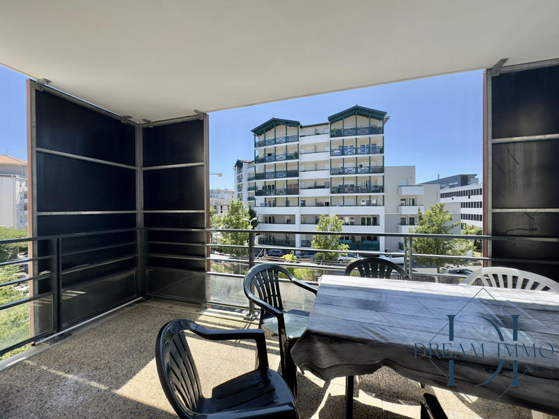 Appartement - 82 m² - 4 pièces