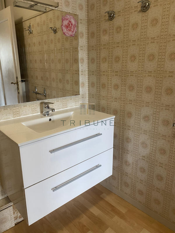 Appartement - 95 m² - 3 pièces