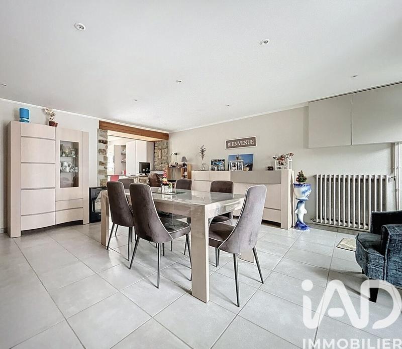 Maison - 92 m² - 4 pièces