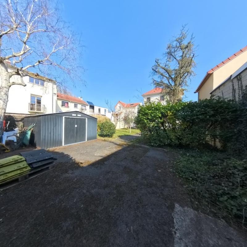 Maison - 127 m² - 8 pièces